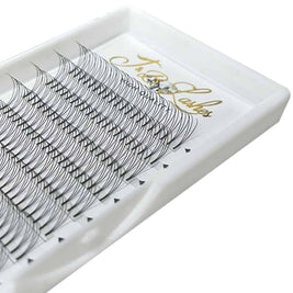 3d_010_kurze_basis_wimpernfaecher_jb_lashes_2b